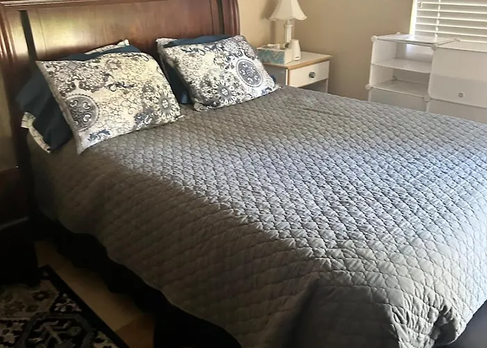 Luxury Biltmorecondo - 32nd And Camelback - Biltmore Golf Course *